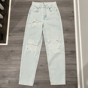 BDG Urban Outfitters High Rise Boyfriend Baggy Ripped Jeans Size 25